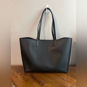 Away Latitude Tote, Black